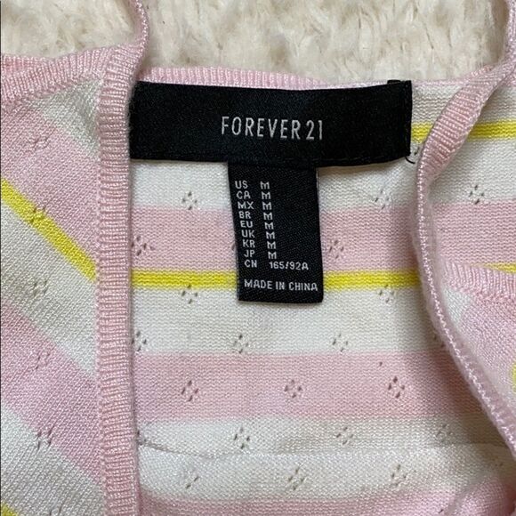 Forever 21 pink/white/yellow crop top size Medium - Picture 3 of 5
